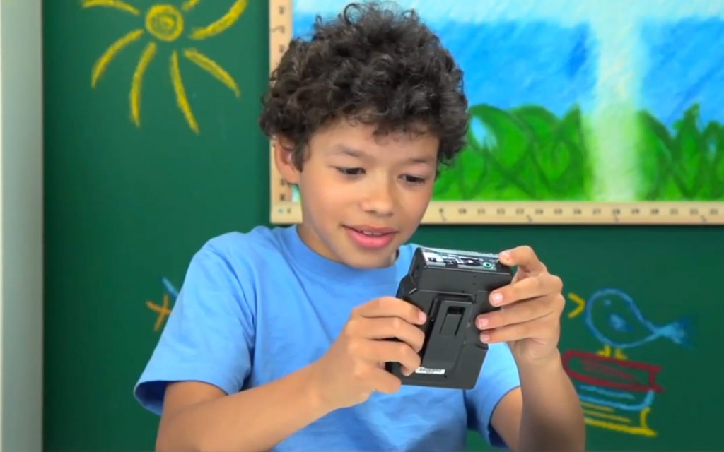 Kids React - Walkman